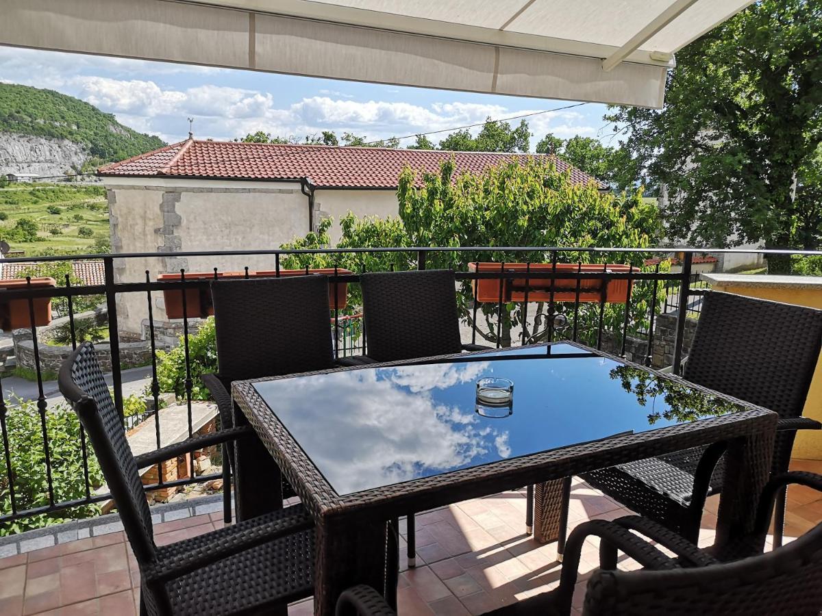 Apartma Apollonio Črni Kal Eksteriør billede